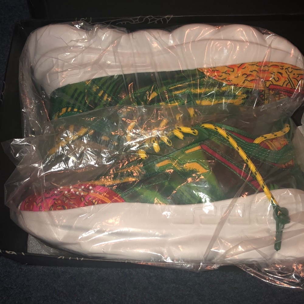 Sneaker